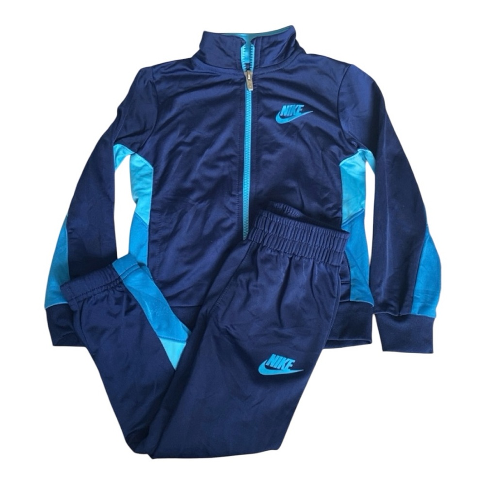 Nike track suit set, 3T.